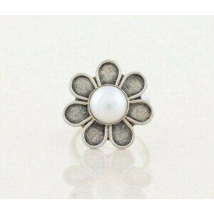Sterling Silver Pearl Flower Ring size 6 3/4